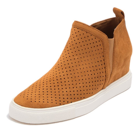 Steve Madden Clarke Camel Suede Ankle Bootie Perforated Wedge Sneaker Boot