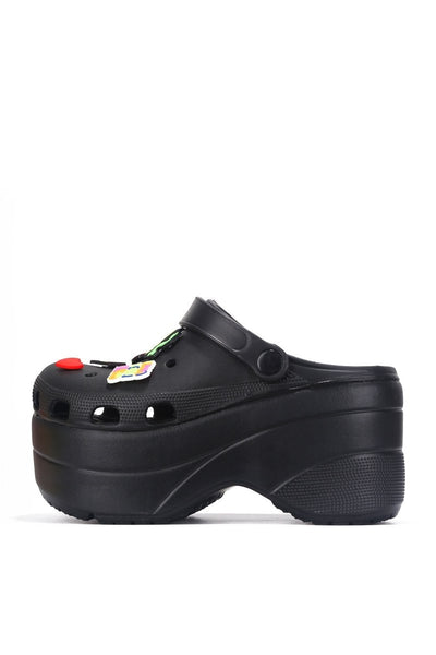 Cape Robbin Gardener-2 Platform Clogs Fashion Comfortable Clogs Slippers BLACK
