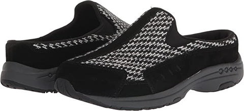 Easy Spirit Travel Time Round Closed-Toe Slip On Mule Clog Black