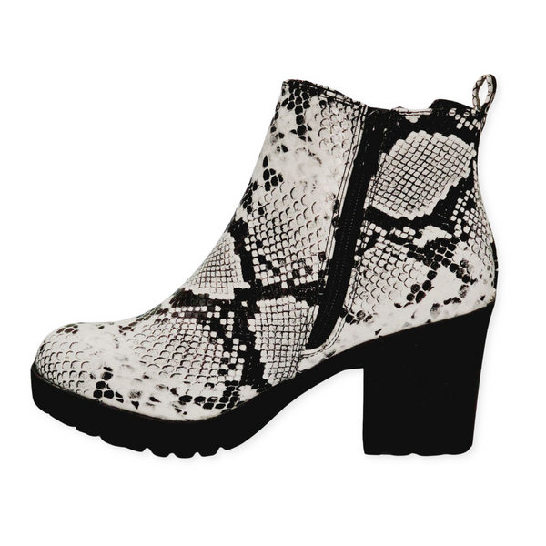 Refresh Club-01 Snake Elastic Panel Slip On Chunky Heel Fashion Ankle Booties