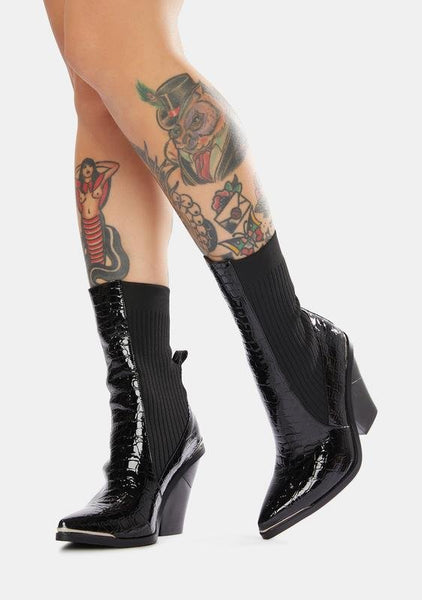 Azalea Wang Katrina Black Ankle Bootie Cut Chunky Heel Pointed Toe Western Boot