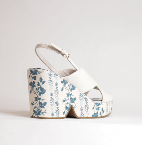 Cecelia New York Solitar Blue Floral Slip On Buckle Ankle Strap Fashion Sandals